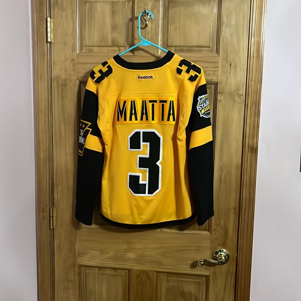 2017 Pittsburgh Penguins Jersey - Olli Maatta